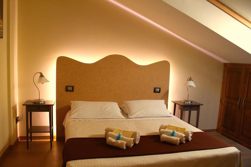 B&B Eremes Кунео Екстер'єр фото